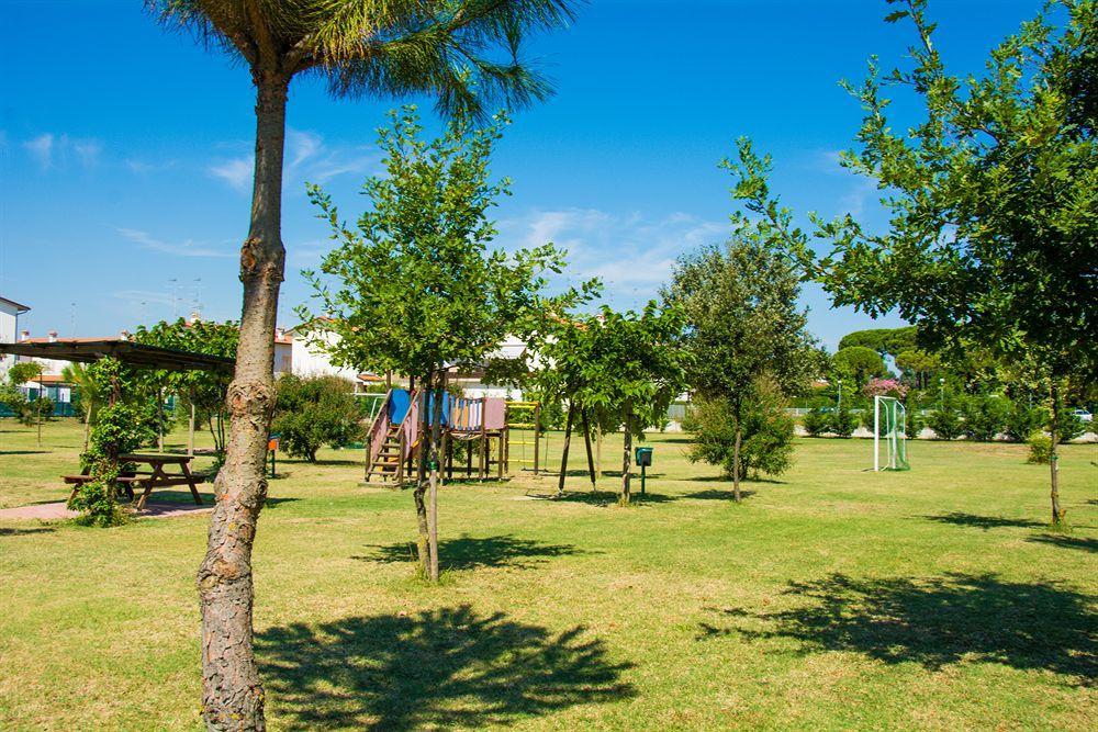 Costa Paradiso Lido Adriano Exterior foto