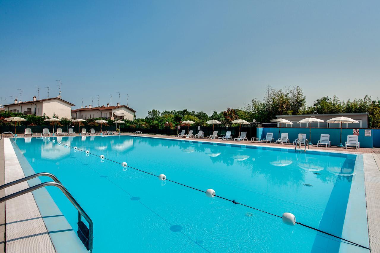 Costa Paradiso Lido Adriano Exterior foto