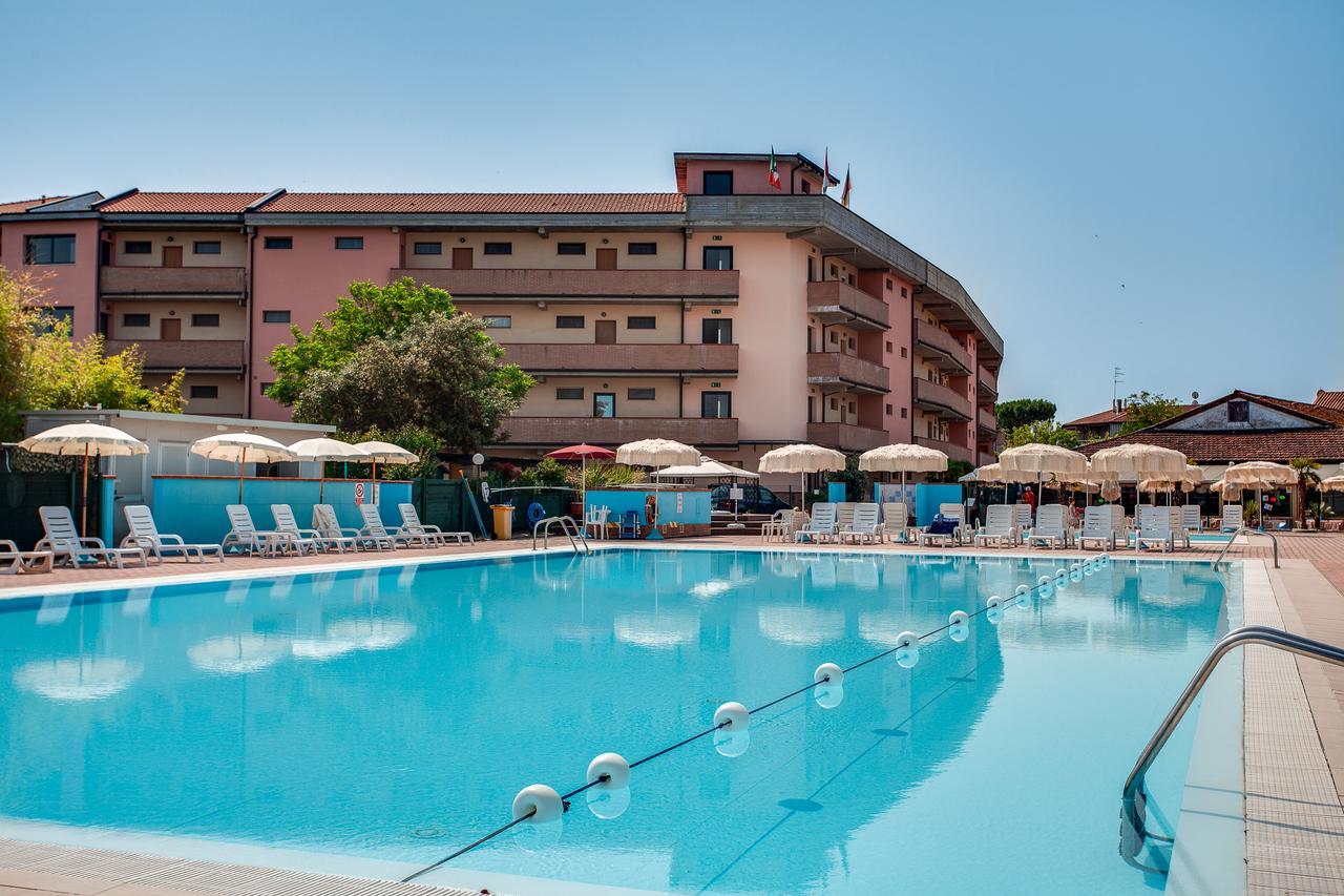 Costa Paradiso Lido Adriano Exterior foto