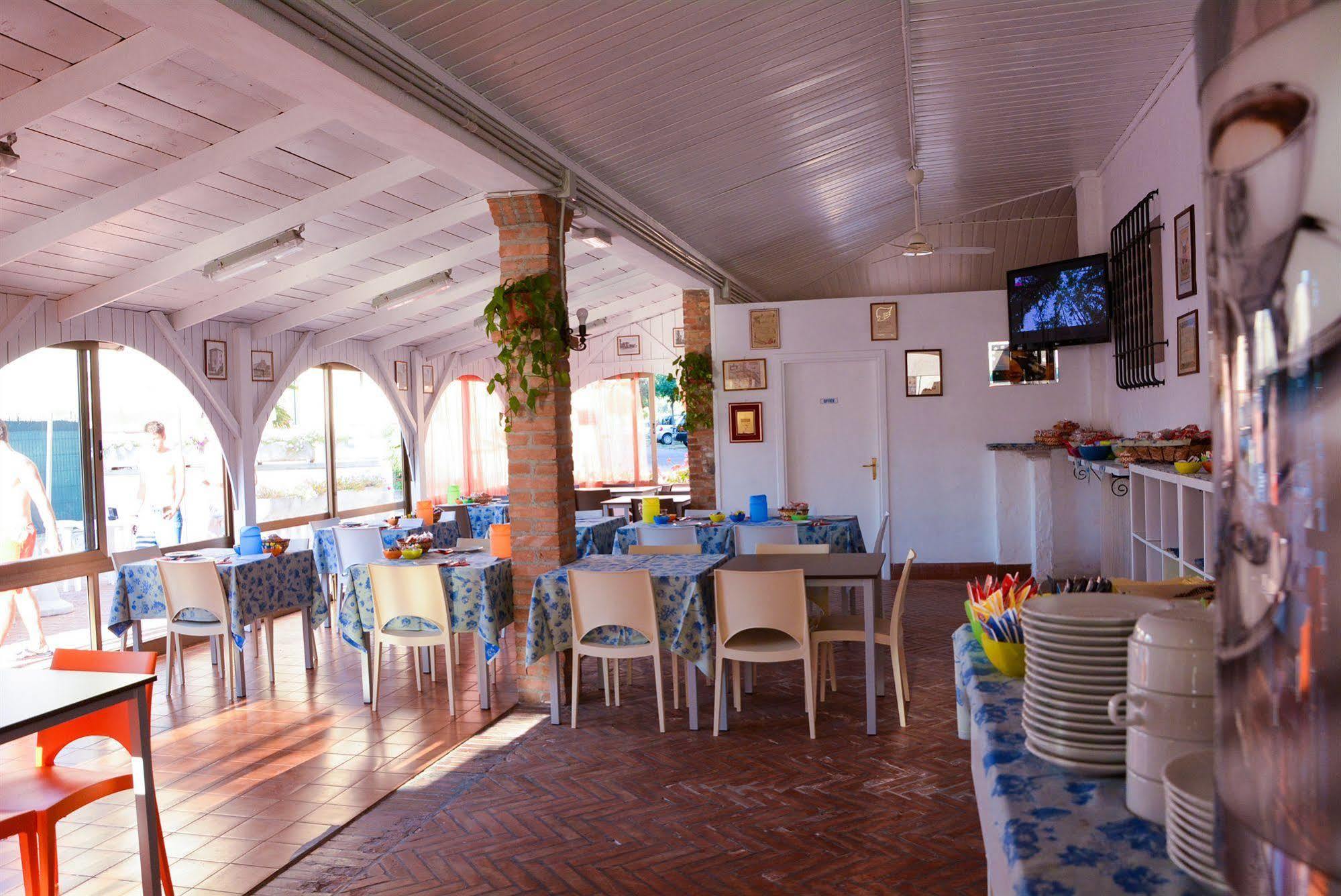 Costa Paradiso Lido Adriano Exterior foto
