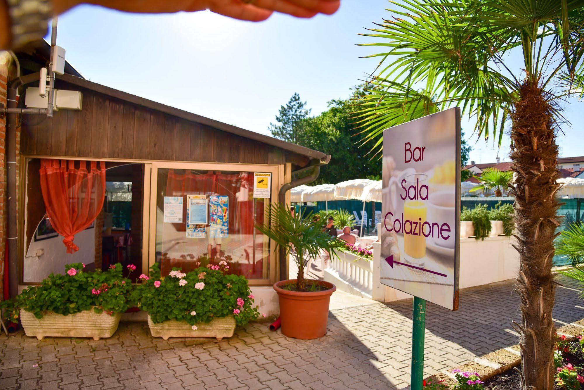 Costa Paradiso Lido Adriano Exterior foto