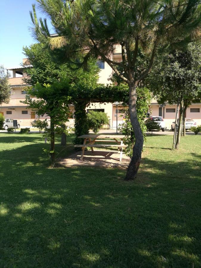 Costa Paradiso Lido Adriano Exterior foto